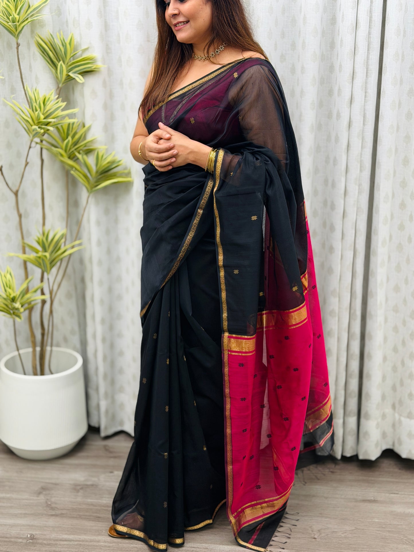 Black-Pink  Maheshwari Saree