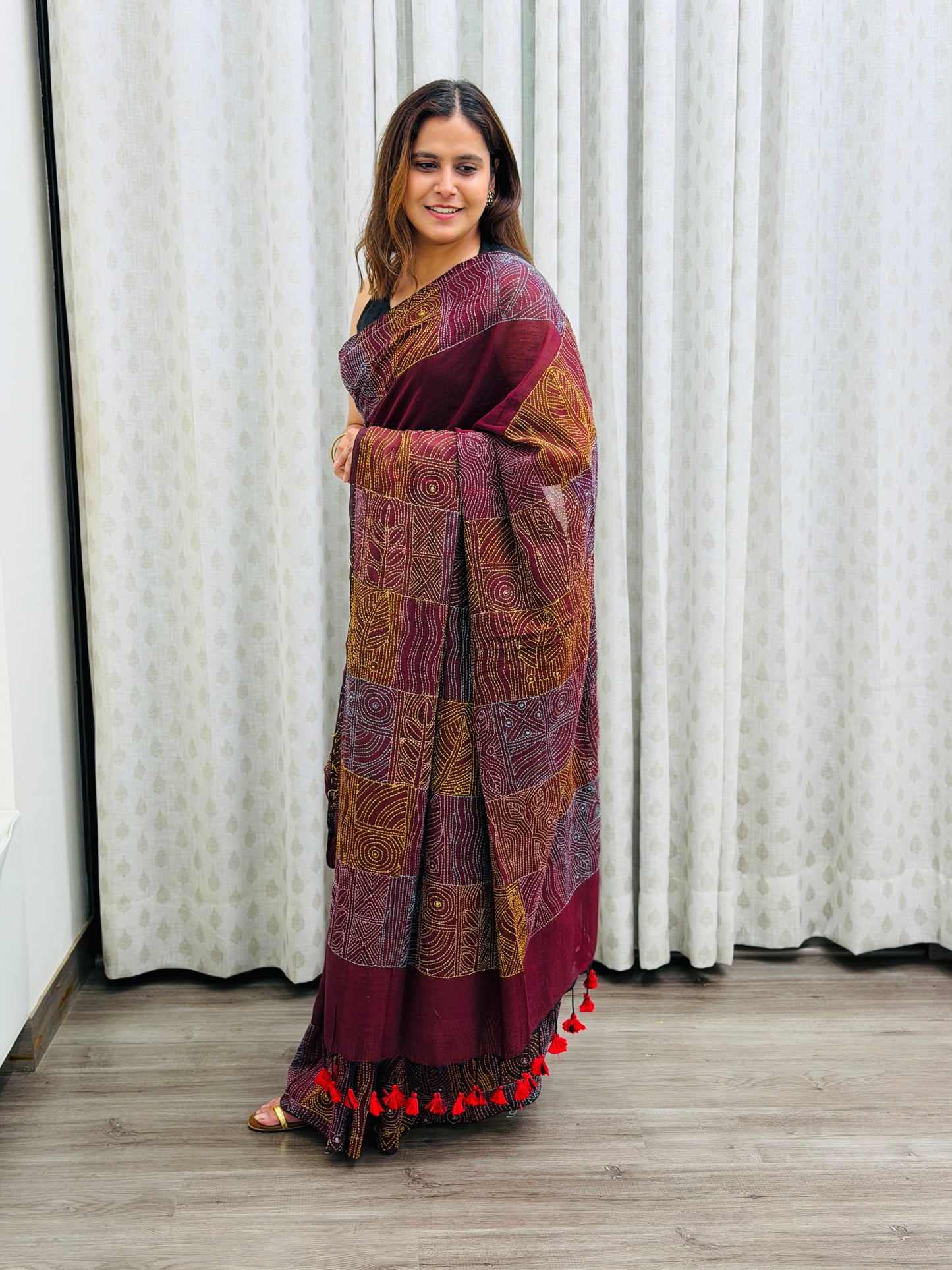 Wine Mul Kantha Saree