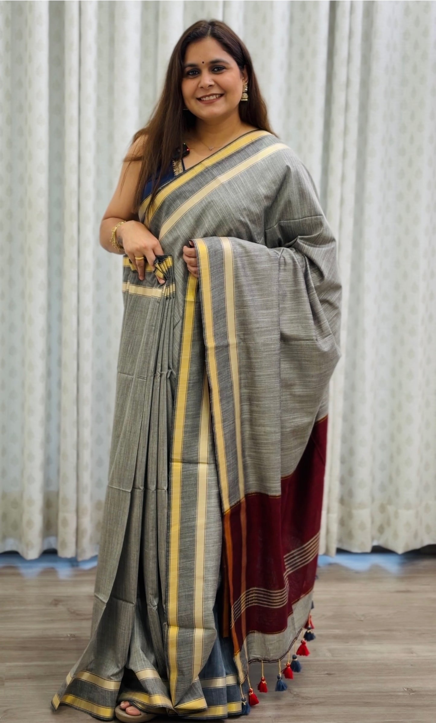 Grey-Maroon Acrylic Cotton Saree
